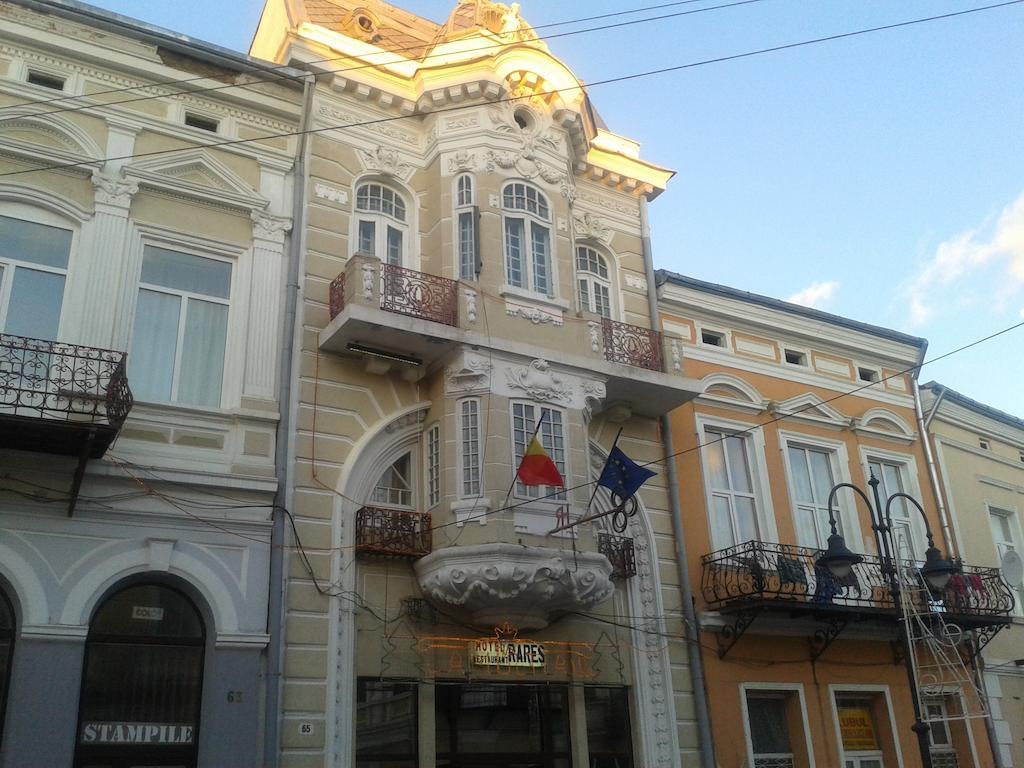Hotel Rares Botoşani Exterior foto